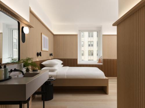 Little Something Hotel NYC in Financial District