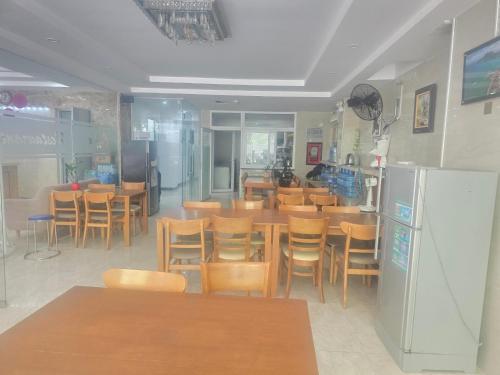 Restoran, Summer hotel 45 18 thuy van in Vung Tau