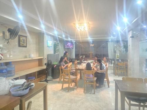 Restoran, Summer hotel 45 18 thuy van in Vung Tau