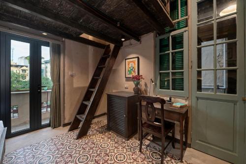 Facilities, Hanoi French Villa Loft with Balcony & Bathtub in Hoan Kiem District - Ngoc Son Temple