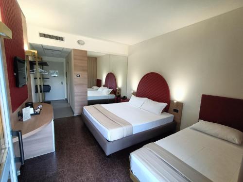 BREAK HOTEL & MOTEL                                                                         in Ospedaletto Lodigiano