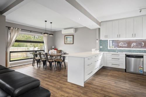 Balnarring Beach Haven - peaceful retreat, walk to beach in Balnarring