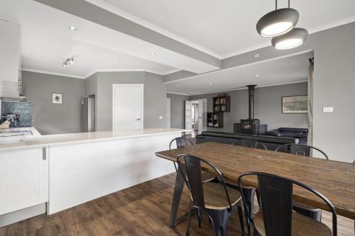 Balnarring Beach Haven - peaceful retreat, walk to beach in Balnarring