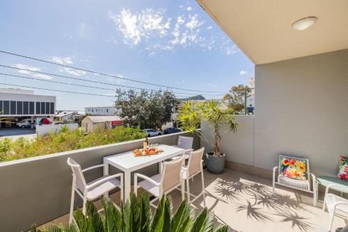 The Shoal 104 linen included and under 200m to beach - Port Stephens