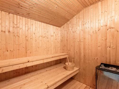  Holiday Home Hertta - 200m from the sea by Interhome in Bøtø By