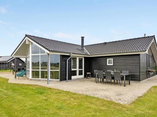  Holiday Home Finja - 500m from the sea by Interhome in Neder Lysabild