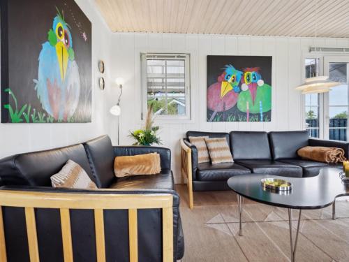  Holiday Home Swana - 550m from the sea by Interhome in Lakolk