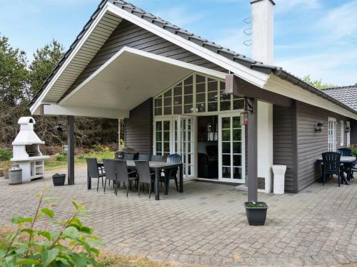  Holiday Home Liliana - 800m from the sea by Interhome in Mølby