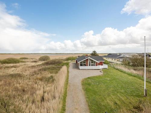  Holiday Home Hermandine - 700m from the sea by Interhome in Lakolk