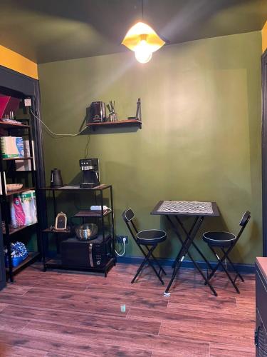 CharmingChambryApartmentCentral,Cozy, and Convenient