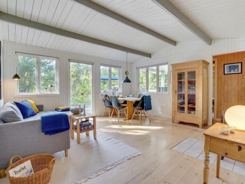 Holiday Home Pilvi - from the sea by Interhome in Torsted