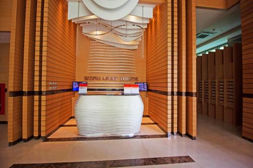 Check-in/out [private]