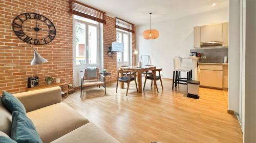 Charming 2 rooms in the center of Cannes