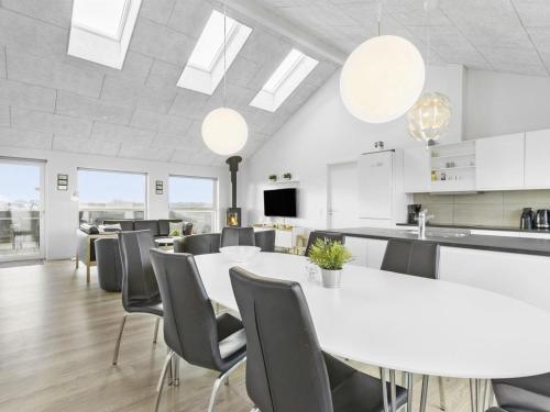  Holiday Home Kirsi - 1-6km from the sea by Interhome in Løkken