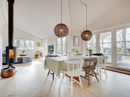  Holiday Home Anar - 900m from the sea by Interhome in Græsted