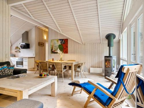  Holiday Home Merina - 700m from the sea by Interhome in Højby