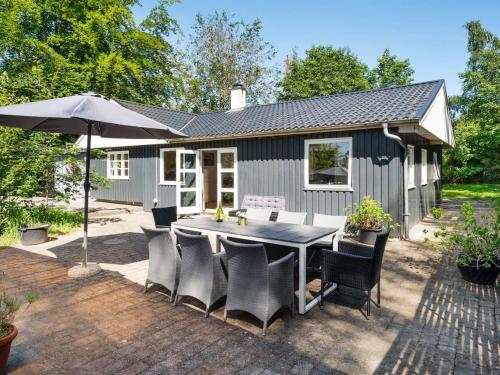  Holiday Home Tannie - 300m from the sea by Interhome in Strøby