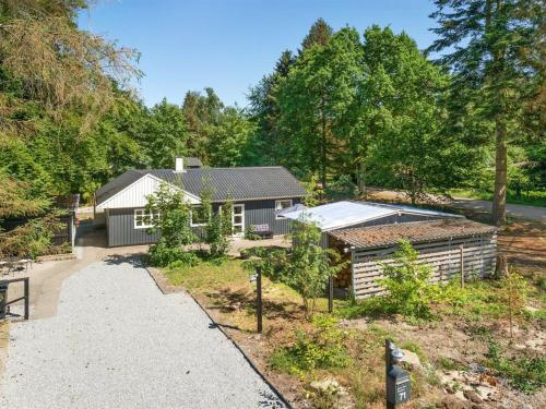  Holiday Home Tannie - 300m from the sea by Interhome in Strøby