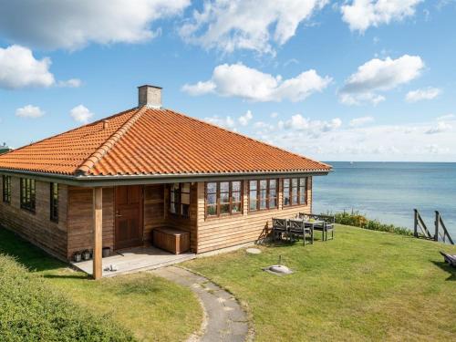 Holiday Home Botmar - 10m from the sea by Interhome in Ullerslev