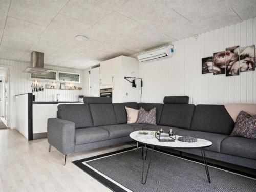 Holiday Home Elvina - 200m from the sea by Interhome in Haderslev