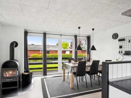 Holiday Home Elvina - 200m from the sea by Interhome in Haderslev