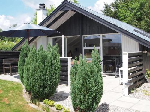  Holiday Home Hortensia - 350m from the sea by Interhome in Egernsund