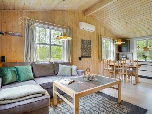  Holiday Home Blome - 150m to the fjord by Interhome in Højslev