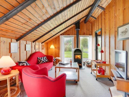  Holiday Home Tenho - 4-4km from the sea by Interhome in Brovst