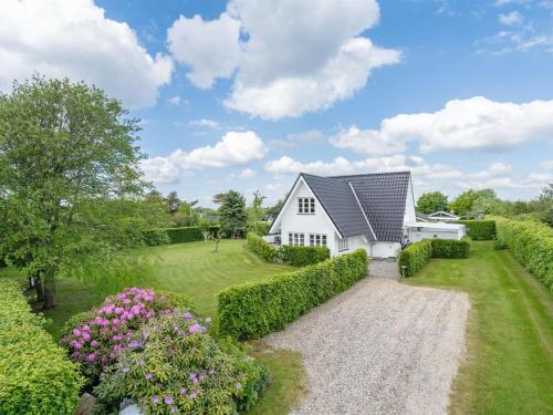  Holiday Home Tamer - 500m to the fjord by Interhome in Farsø