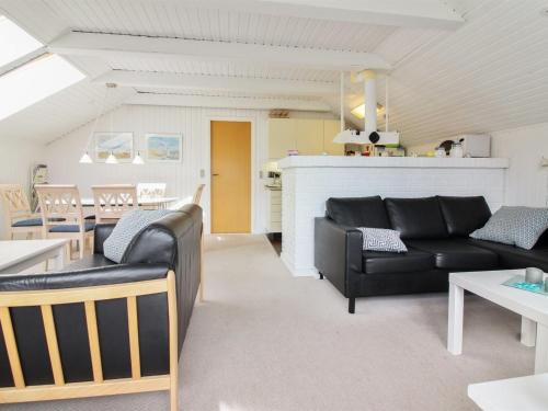 Holiday Home Halli - 700m from the sea by Interhome in จอร์ริง