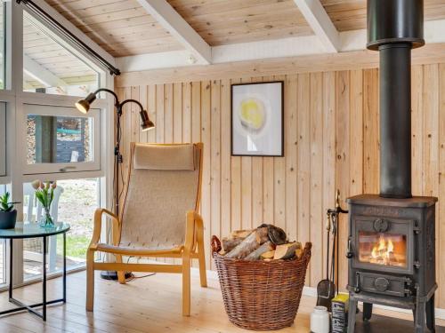  Holiday Home Vasa - 400m from the sea by Interhome in Læsø