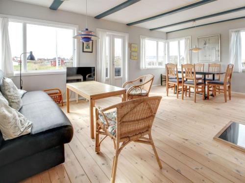  Holiday Home Sohvi - 450m from the sea by Interhome in Lakolk