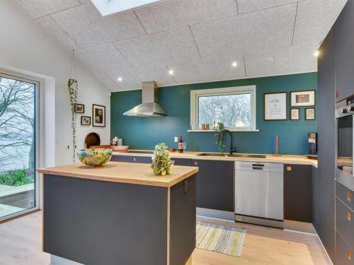 köök, Holiday Home Lika - 25m to the fjord by Interhome in Nordborg