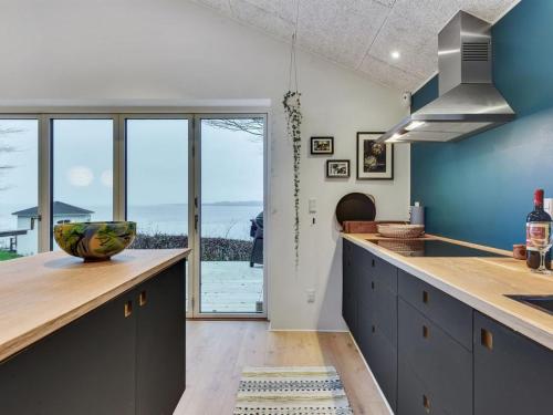 köök, Holiday Home Lika - 25m to the fjord by Interhome in Nordborg