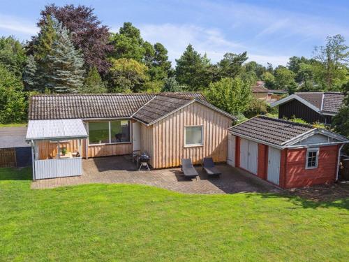  Holiday Home Henric - 500m from the sea by Interhome in Strøby