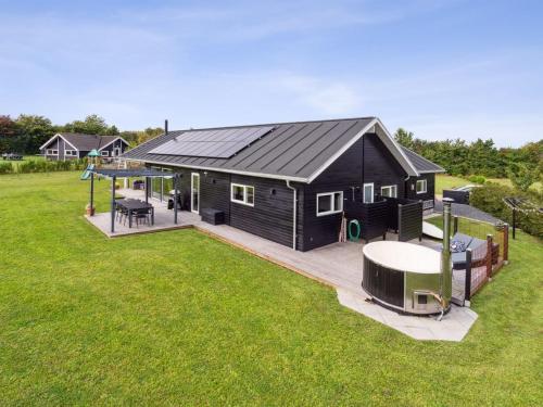  Holiday Home Amdi - 700m from the sea by Interhome in 6470 Neder Lysabild