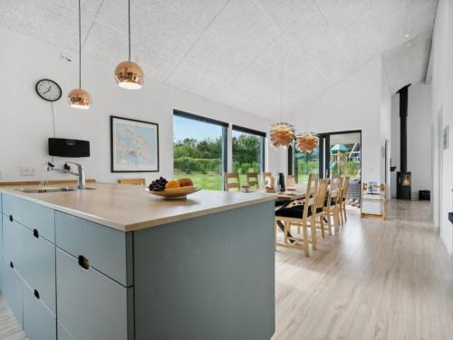 virtuve, Holiday Home Amdi - 700m from the sea by Interhome in Sydals