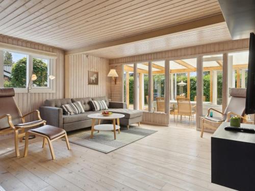  Holiday Home Sari - 250m from the sea by Interhome in Sønderby