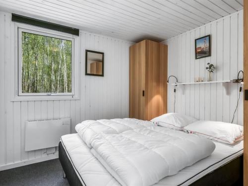  Holiday Home Tellervo - 1-5km from the sea by Interhome in Læsø