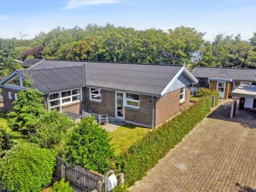  Holiday Home Erle - 1-5km from the sea by Interhome in Skagen