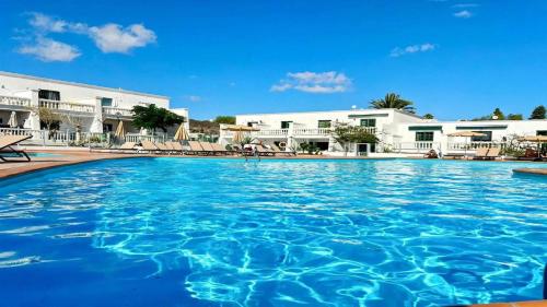 Apartment Florencia with Pool Wifi in Puerto del Carmen, Lanzarote