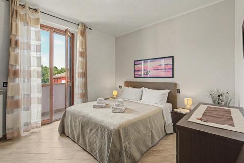 . Regina House Vigevano