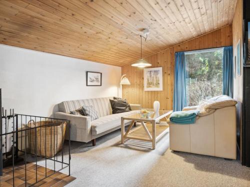  Holiday Home Suri - 200m to the fjord by Interhome in Thyholm