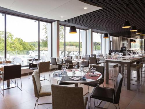 ห้องอาหาร, โนโวเทล ลีโมฌ เลอ ลัค (Novotel Limoges Le Lac) in ลิโมจส์