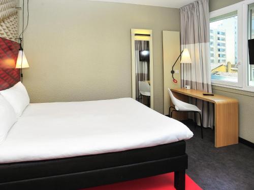 hotel photo
