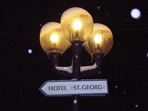 Hotel St. Georg Garni - image 6