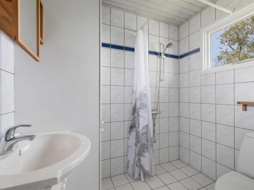 Vannas istaba, Holiday Home Nis - 250m from the sea by Interhome in Vedelshave