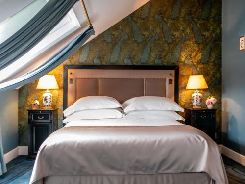 1 queen bed