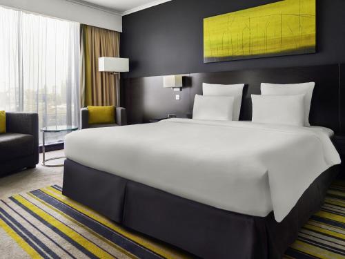 Pullman Dubai Creek City Centre, Dubaj (zdjęcie 10)