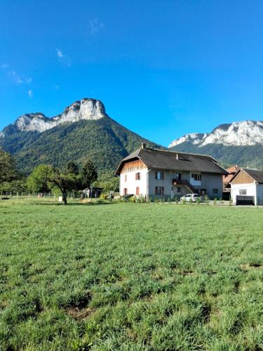 Ancien corps de ferme entre Cymes et Lac d'Annecy